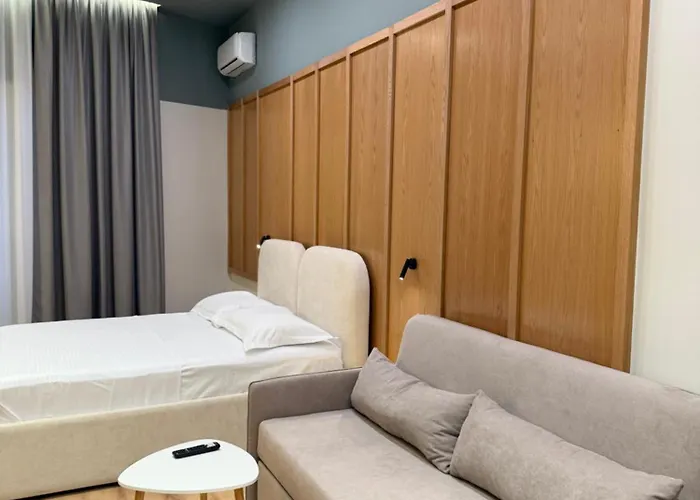 Rooftop Marine Apartment